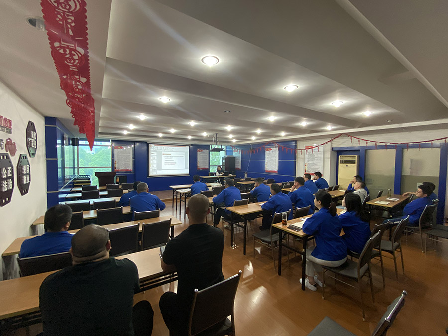 強(qiáng)化體系培訓(xùn),促進(jìn)質(zhì)量管理提升.jpg 強(qiáng)化體系培訓(xùn),促進(jìn)質(zhì)量管理提升.jpg